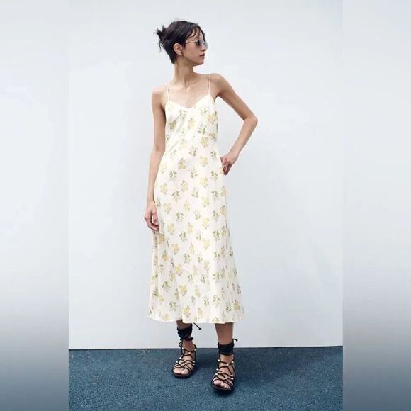 ZARA FLORAL PRINTED MIDI DRESS - Picture 4 of 11